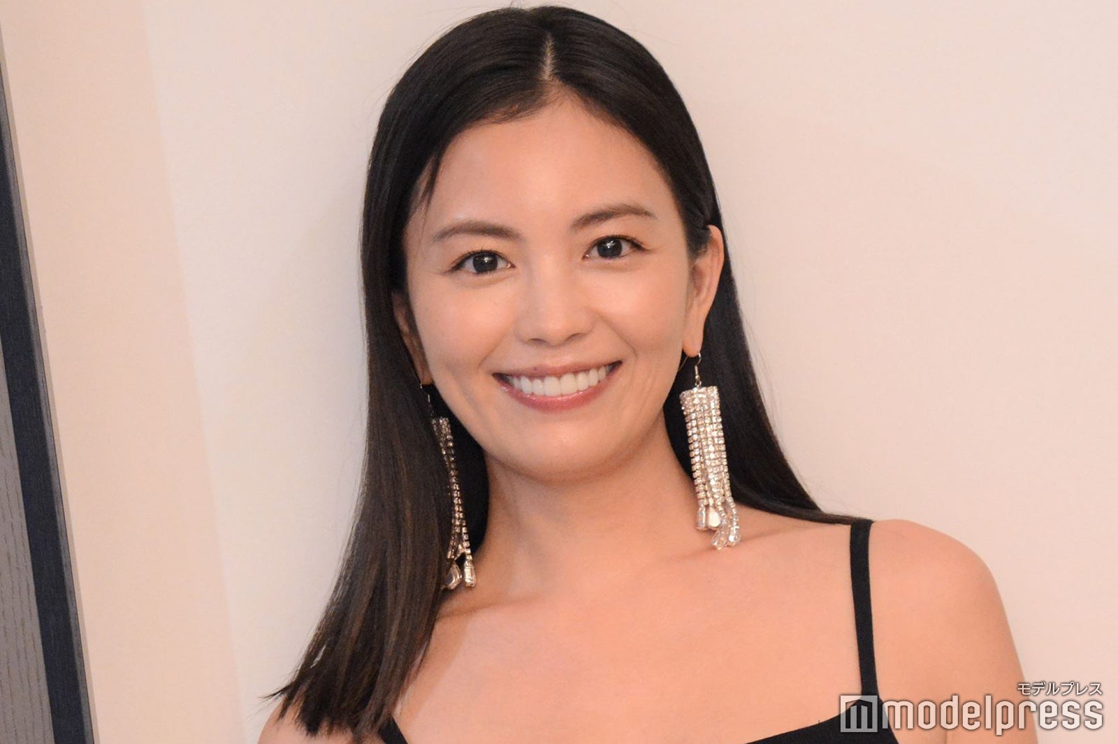 矢野未希子、初の自費出版写真集撮影でハプニング「溺れそうになって