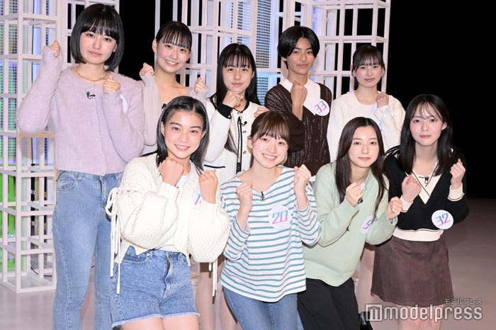 (上段左から)栗原一菜、和多田萌衣、安藤帆花、岸本小雪、大和奈央(下段左から)坂本彩、宮治果緒、間鍋春希、樋口琴美 (C)モデルプレス