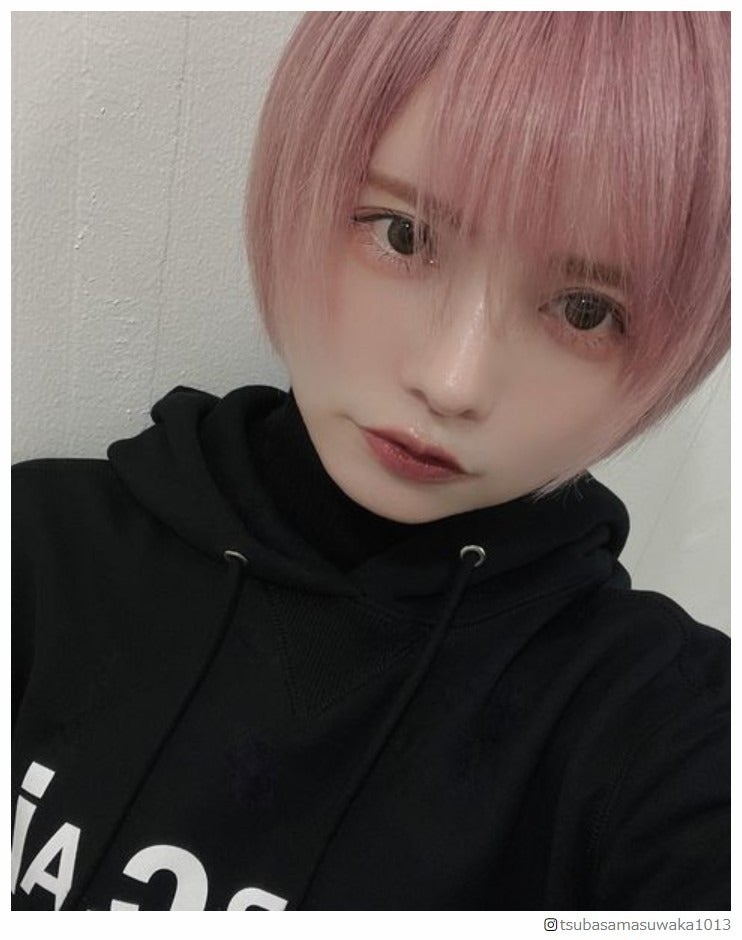 益若つばさ、“モーヴピンク”ヘアにイメチェン「似合ってる」「可愛すぎ」の声