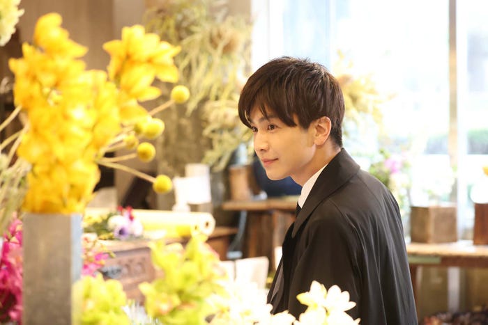 岩田剛典「あなたがしてくれなくても」第2話より(C)フジテレビ