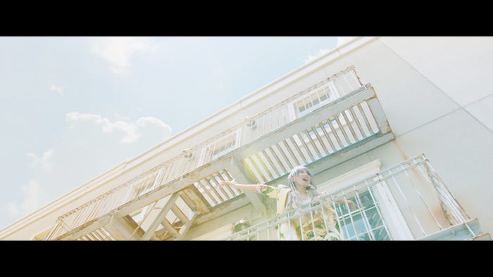 倖田來未のニューシングル「LIT」ミュージックビデオより(画像提供:avex)