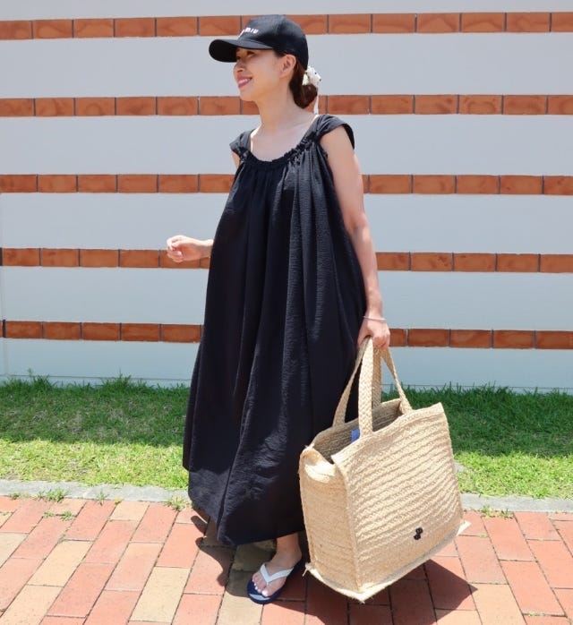 荷物を減らすのにも役立つ!?夏旅におすすめの「リゾートファッション」
