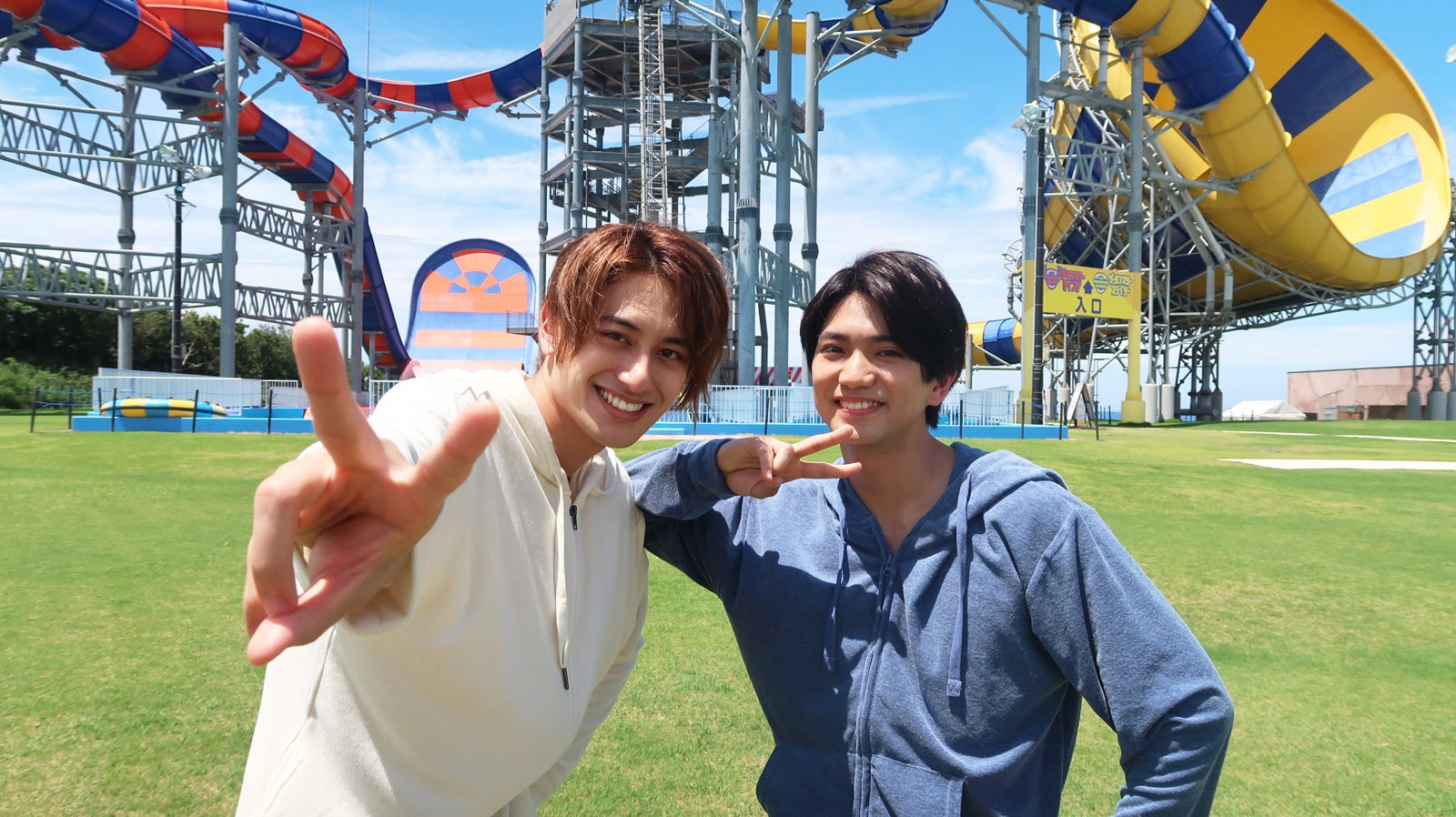 Aぇ! group正門良規＆小島健、2ショットランウェイで“Aぇポーズ
