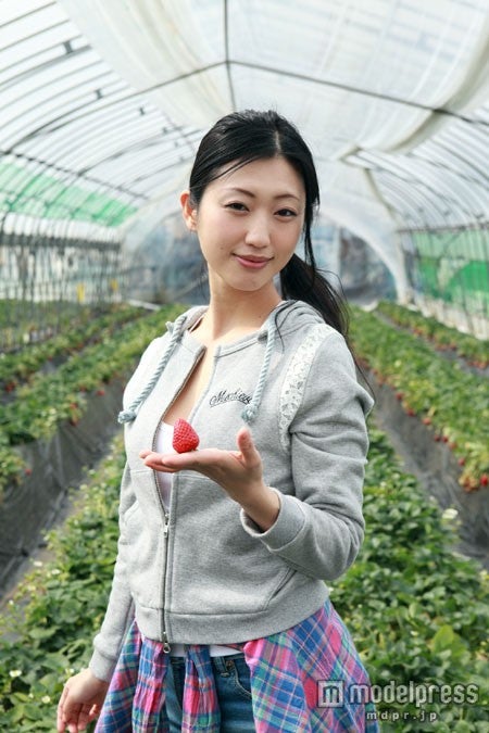 4月22日発売「ヤングマガジン」21号の表紙・巻頭グラビアに登場した壇蜜