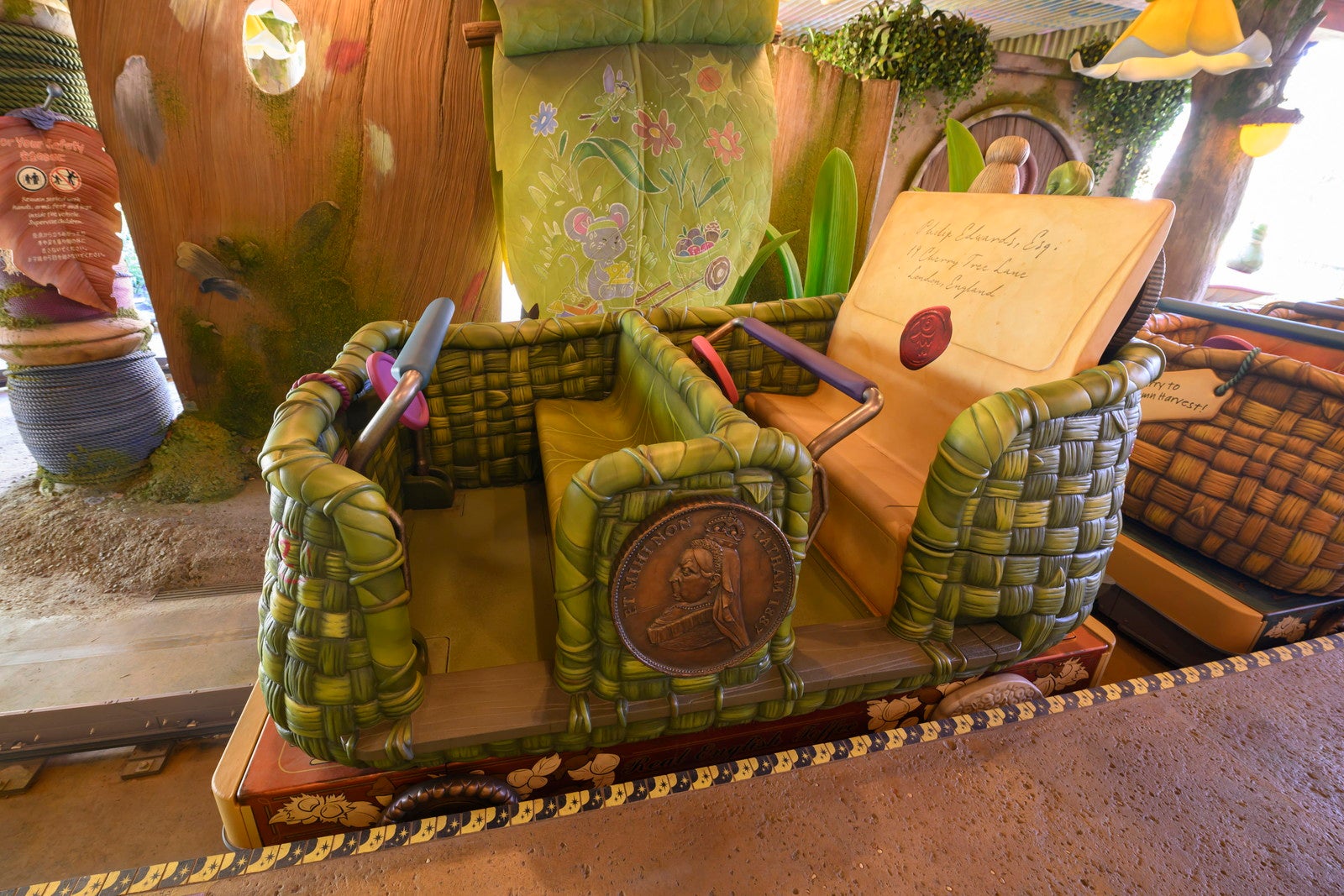 フェアリー・ティンカーベルのビジーバギー（C）Disney