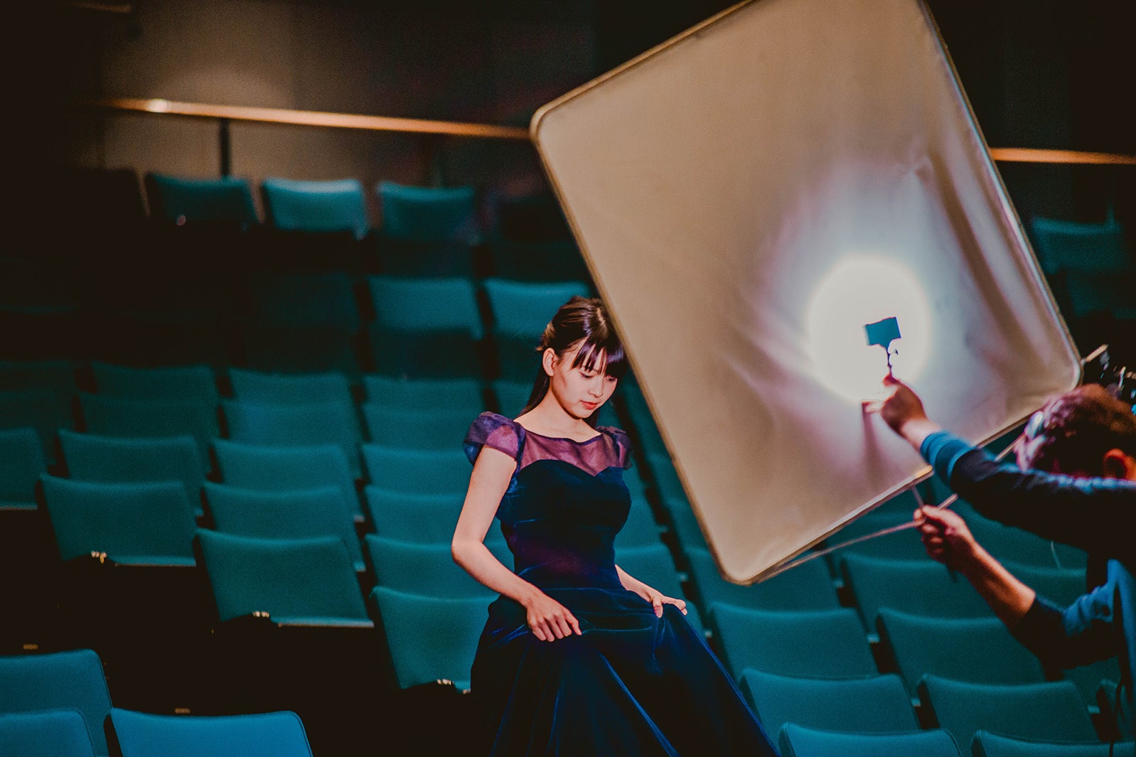 新條由芽／感覚ピエロ「ARATA - ANATA」MVオフショット（提供写真）