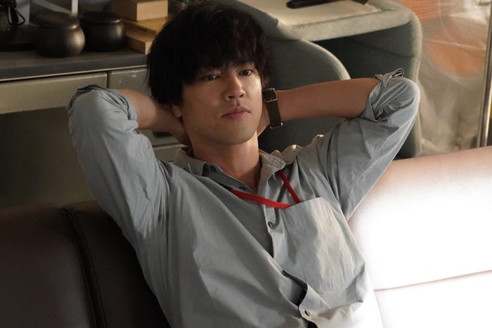 桐谷健太「院内警察」第10話より(C)フジテレビ/共同テレビ