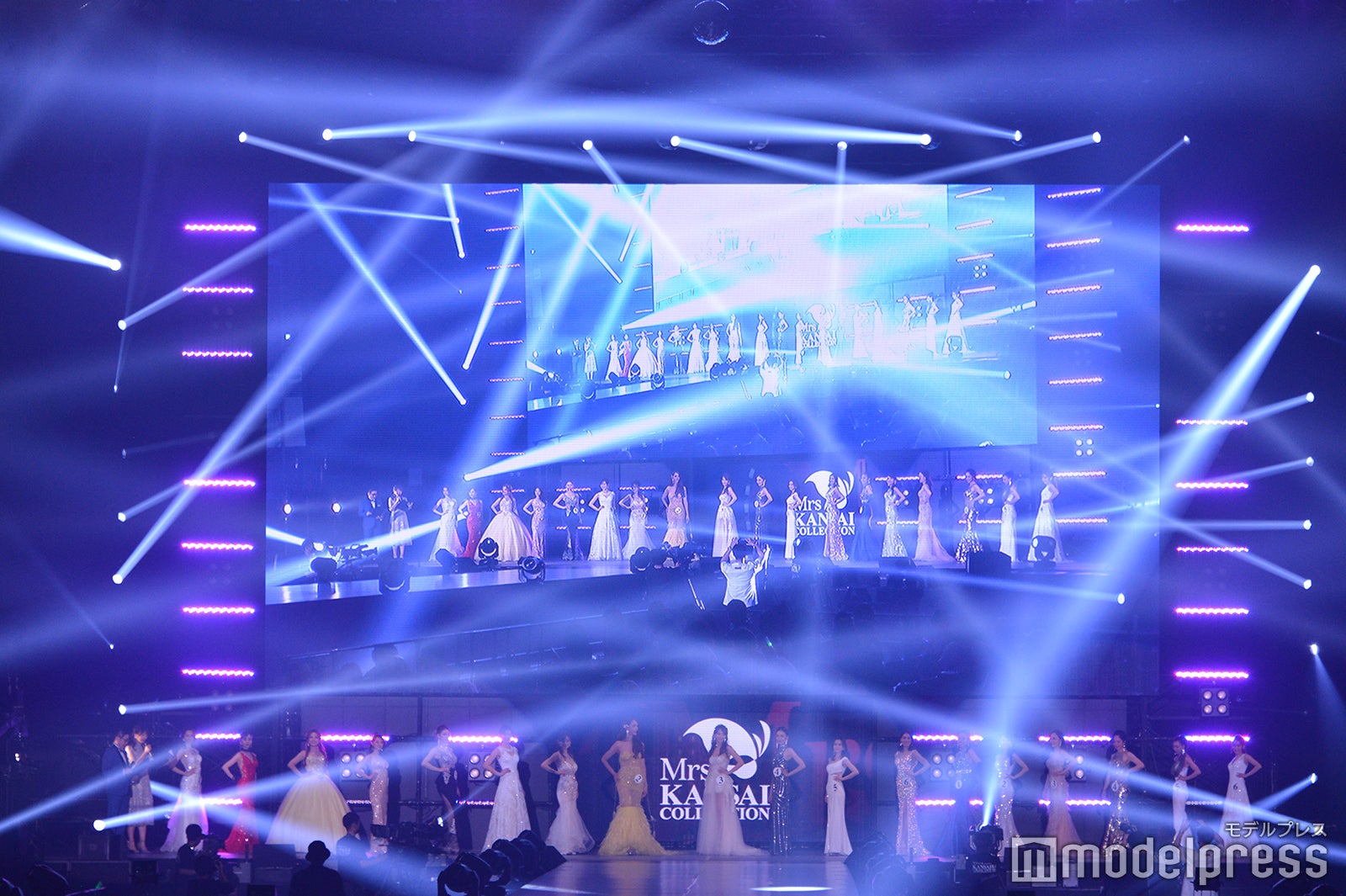 （C）モデルプレス