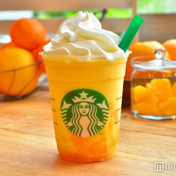 飲んでみた スタバ新作オレンジフラペはさっぱり クリーミーな新感覚 果肉たっぷりでゴクゴクいけちゃう モデルプレス