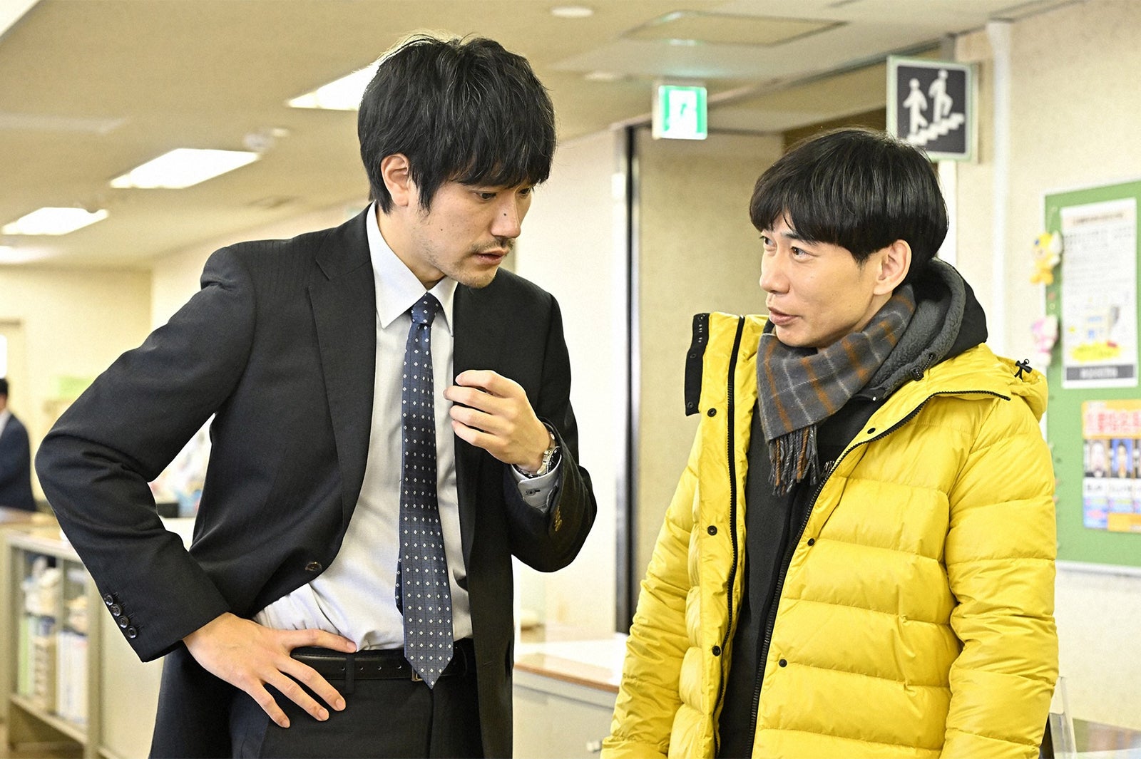 松山ケンイチ、板倉俊之／  「100万回 言えばよかった」第7話より（C）TBS