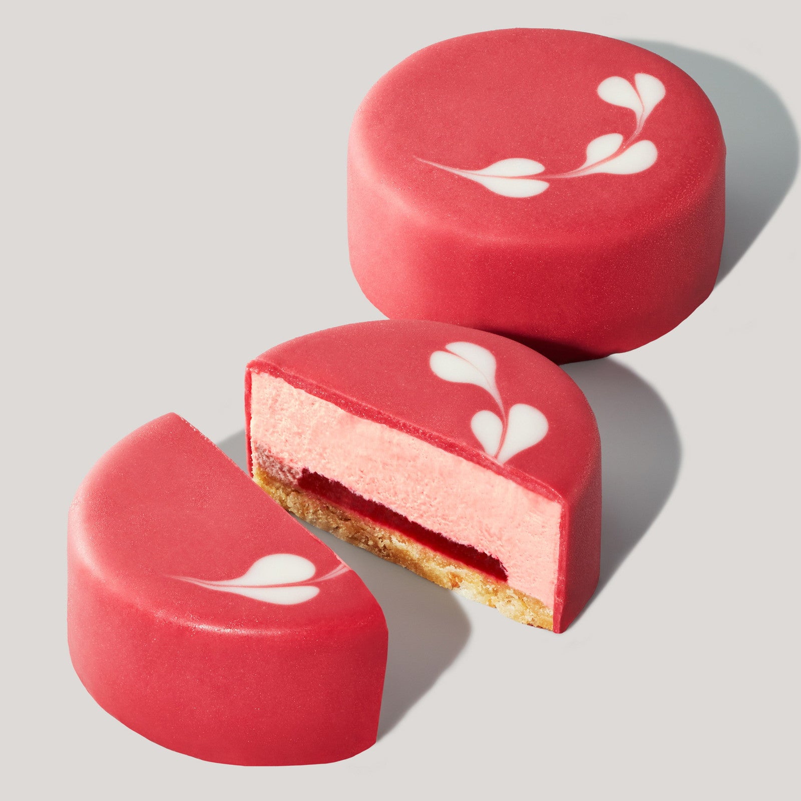 ルビーチョコレートケーキ　¥620／提供画像