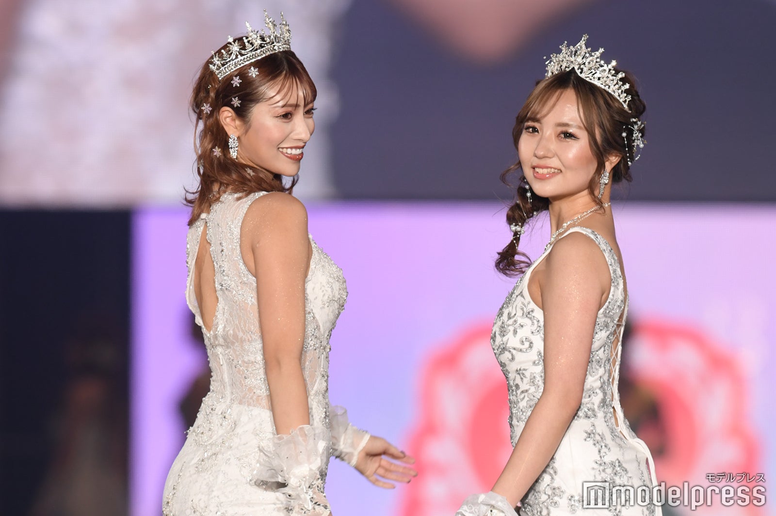 （C）モデルプレス