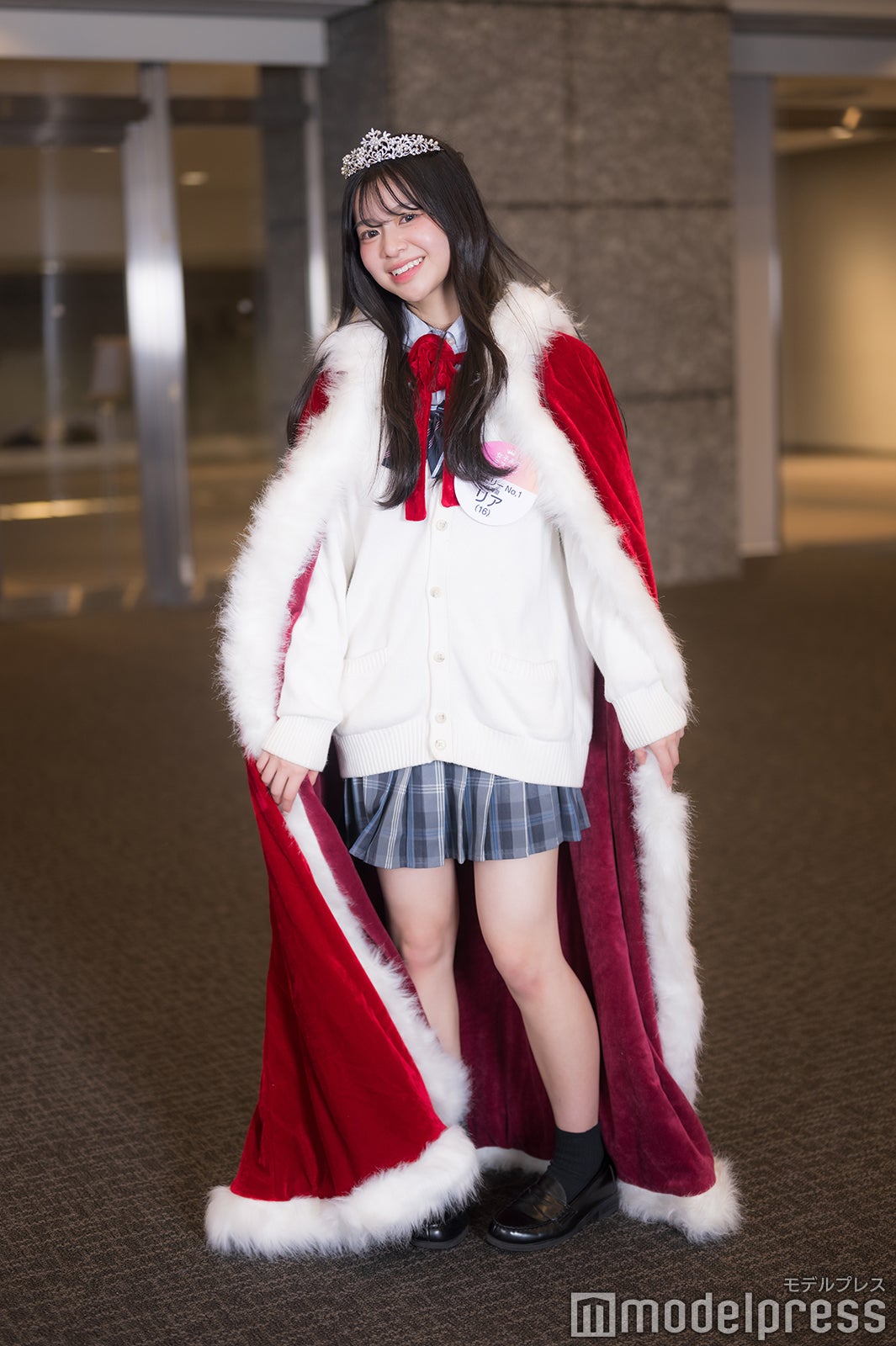 リア（C）モデルプレス