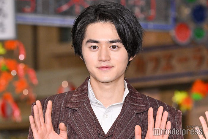 鈴鹿央士(C)モデルプレス