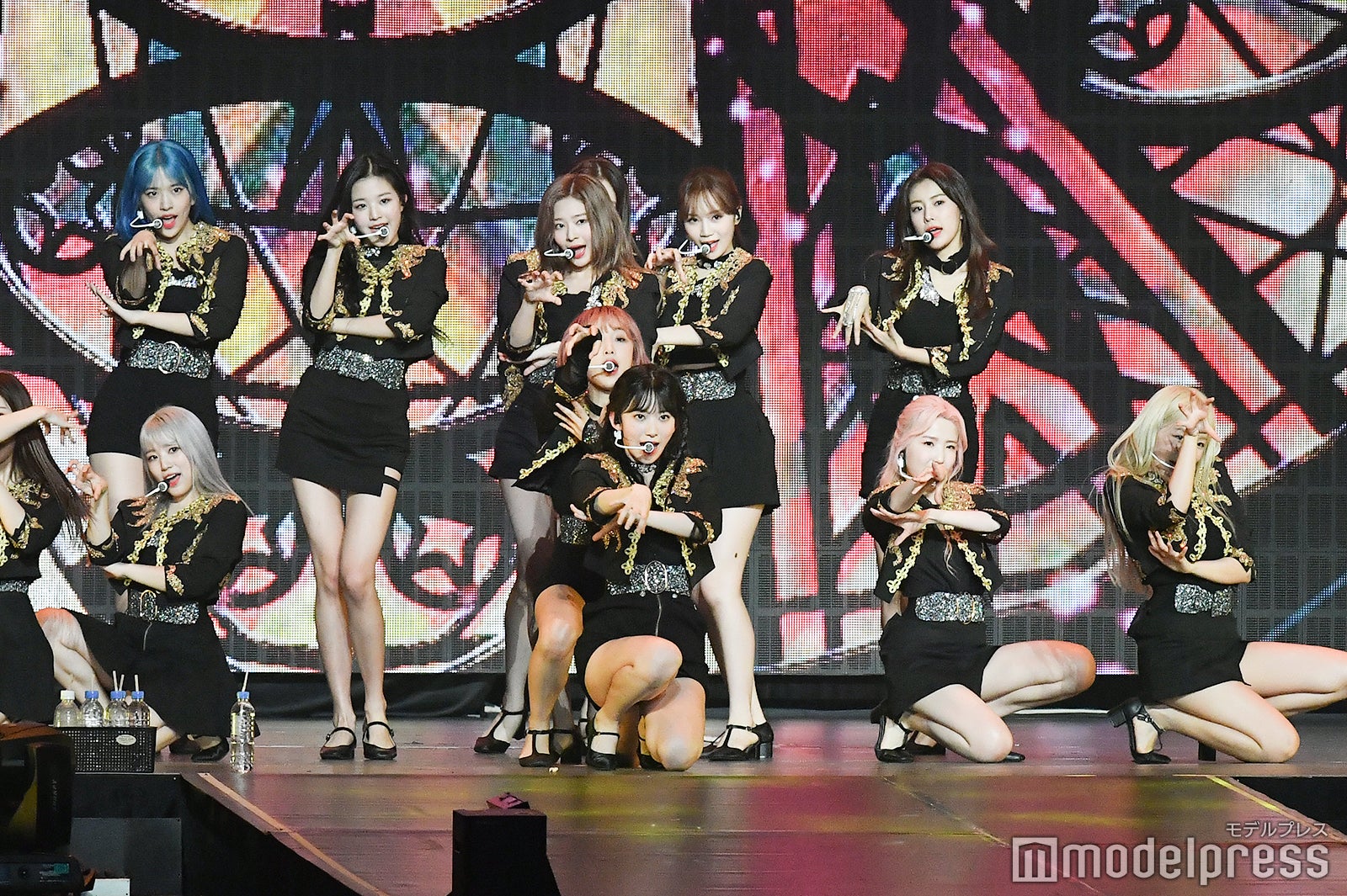 IZ*ONE （C）モデルプレス