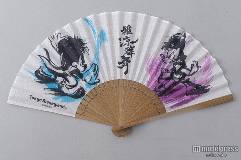 TDL：せんす￥2200／（C）Disney