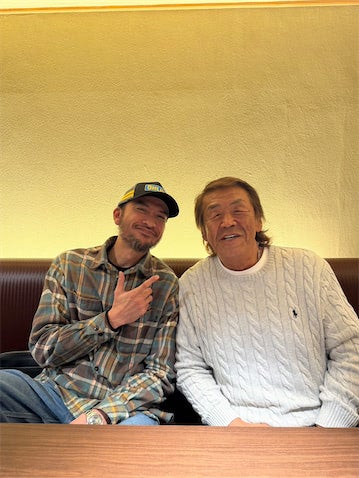 長州力、元TOKIO長瀬智也と“激レア”2ショット公開「あら、男前2人」「いい笑顔」