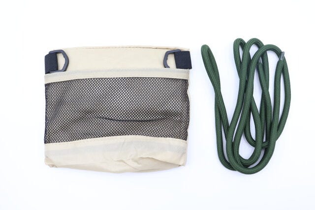 ショルダーになる折りたたみショッピングバッグ　付属物