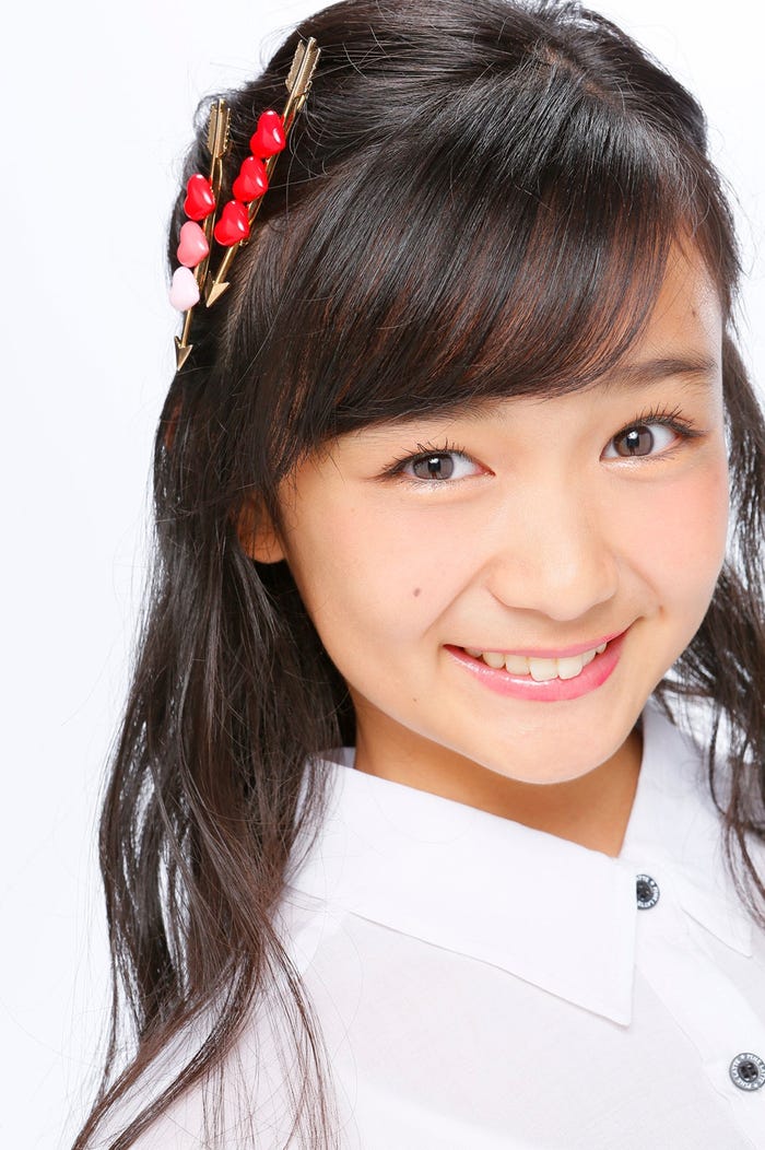 濱尾咲綺/画像提供:新潮社