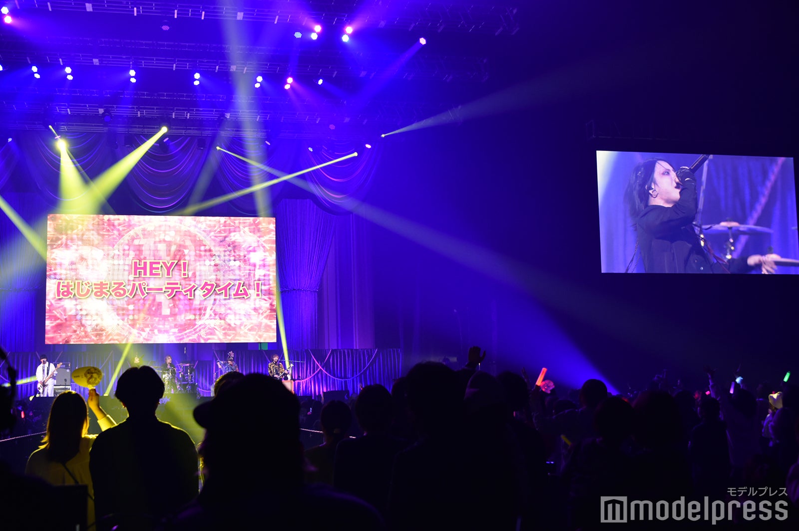 夕闇に誘いし漆黒の天使達（C）モデルプレス