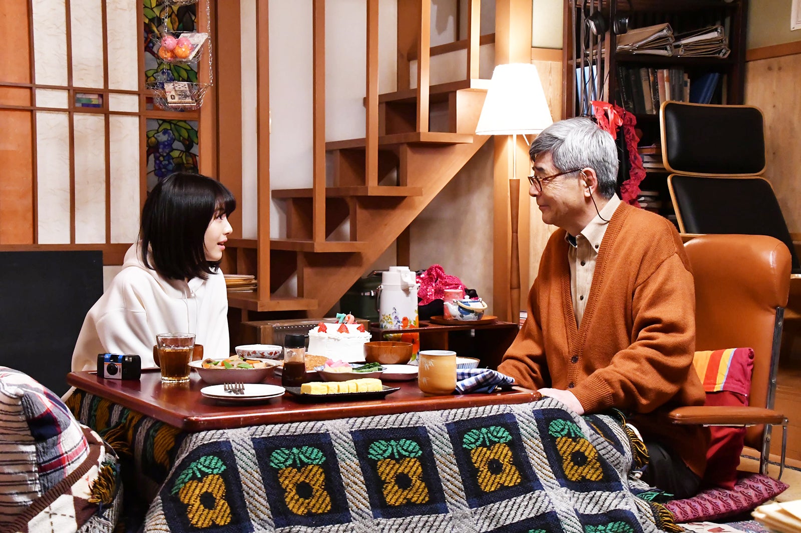 浜辺美波、森本レオ（提供写真）