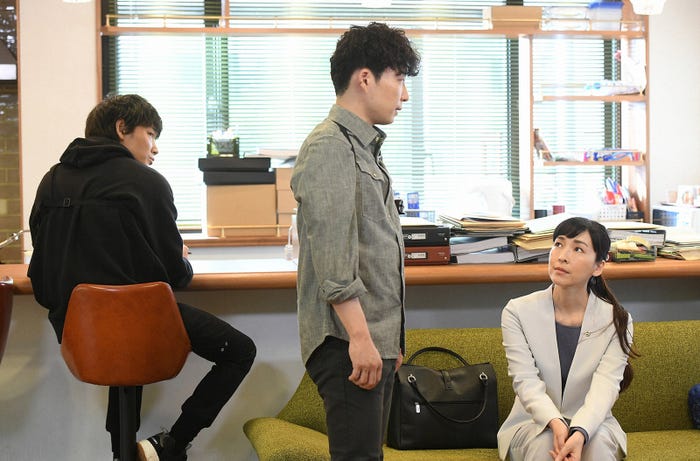 綾野剛、星野源、麻生久美子/「MIU404」第4話より(C)TBS