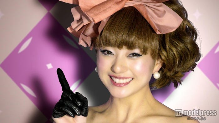 伊藤千晃「Charming Kiss」