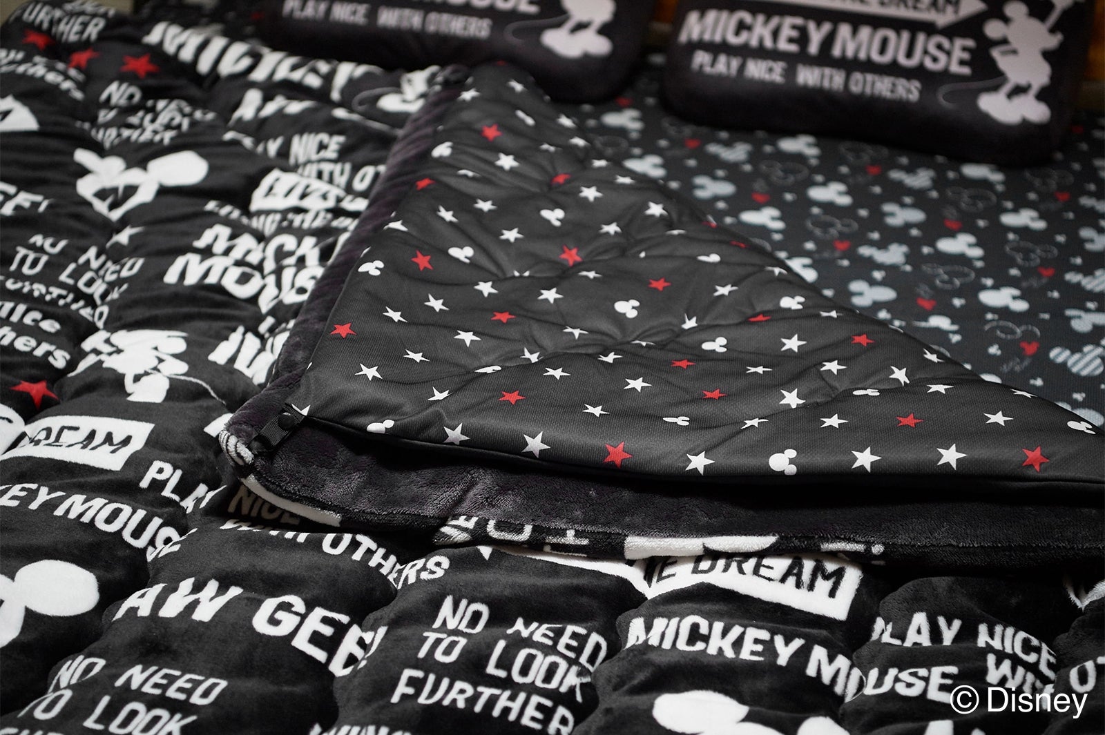 オールシーズン掛け布団（アメリカンミッキー）