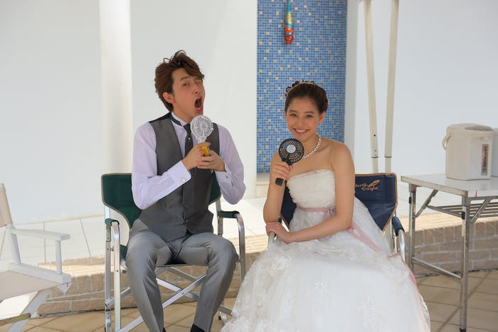 杉野遥亮、新木優子 (C)2018 白石ユキ・小学館/「あのコの、トリコ。」製作委員会