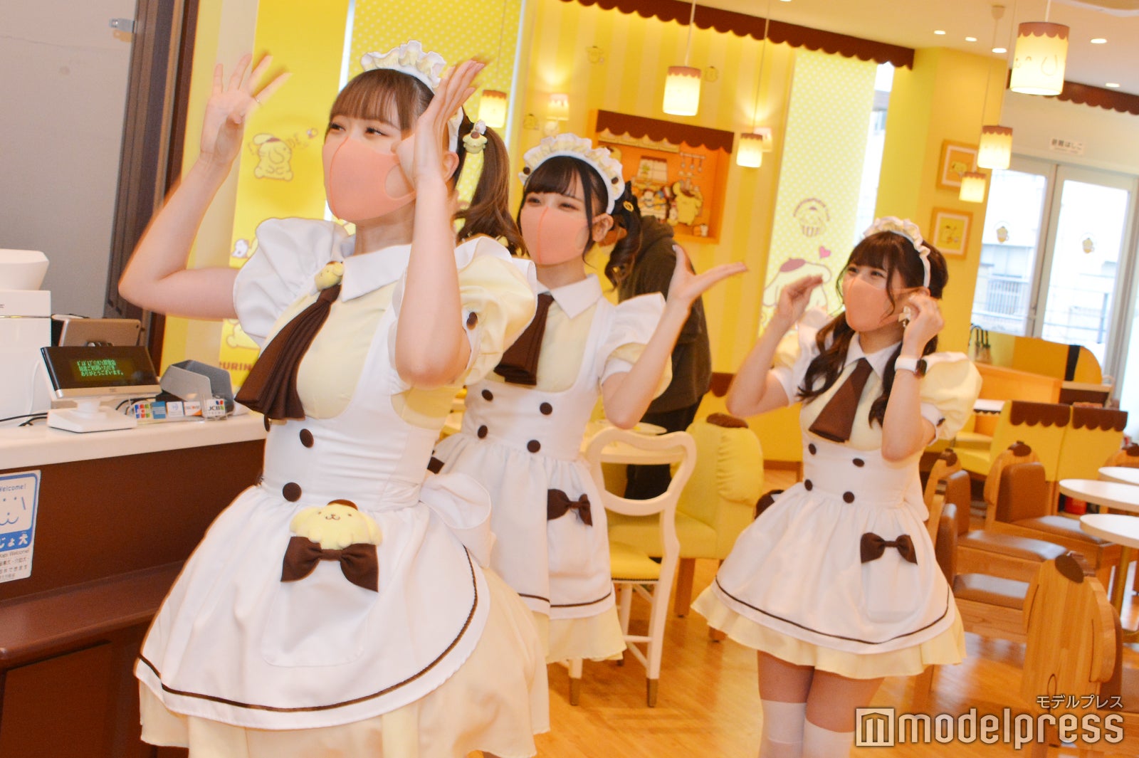 ポムポムプリンカフェ原宿 プリン&マフィン　ボールチェーンマスコット　タグ付 ポムポムプリンカフェ原宿 ボールチェーンマスコット タグ付