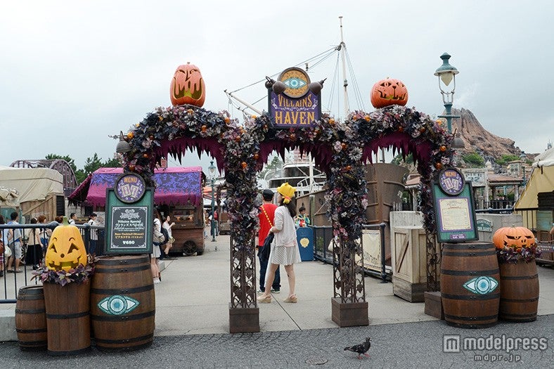 アメリカンウォーターフロント桟橋のハロウィーンデコレーション