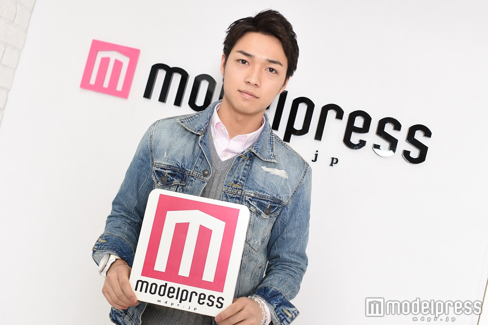 （C）モデルプレス