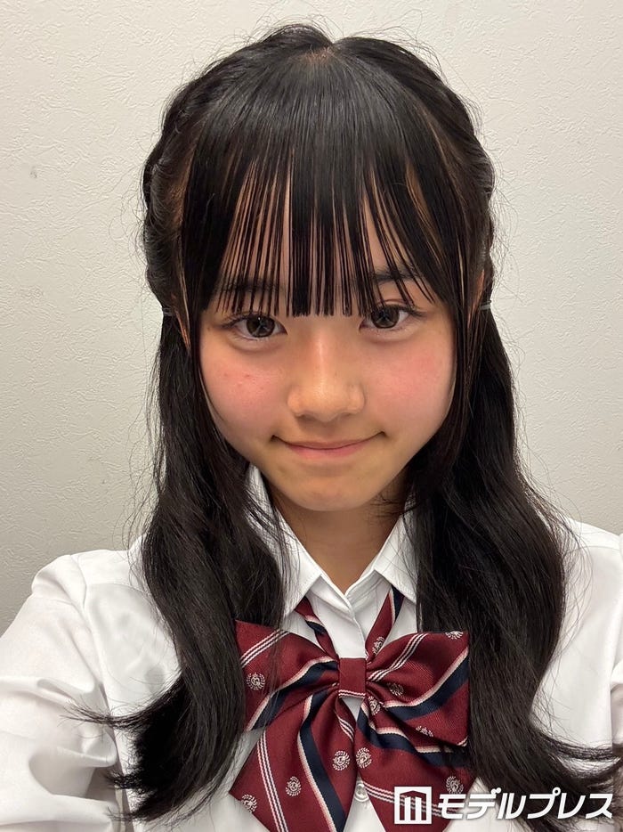 しおり(提供写真)