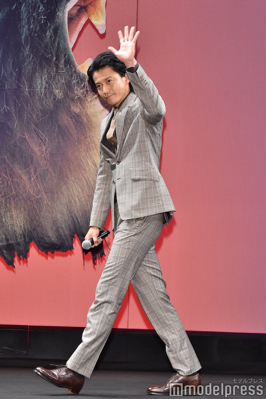 小栗旬 （C）モデルプレス