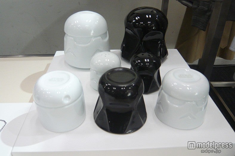 貯金箱、ソルト＆ペッパー（C）＆TM Lucasfilm Ltd．