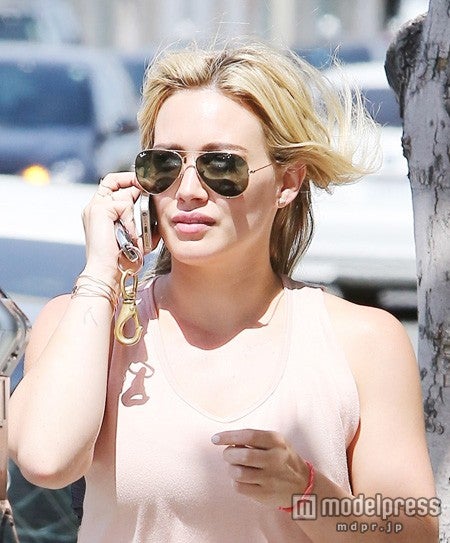 ヒラリー・ダフ、ガチムチボディーをパパラッチされる