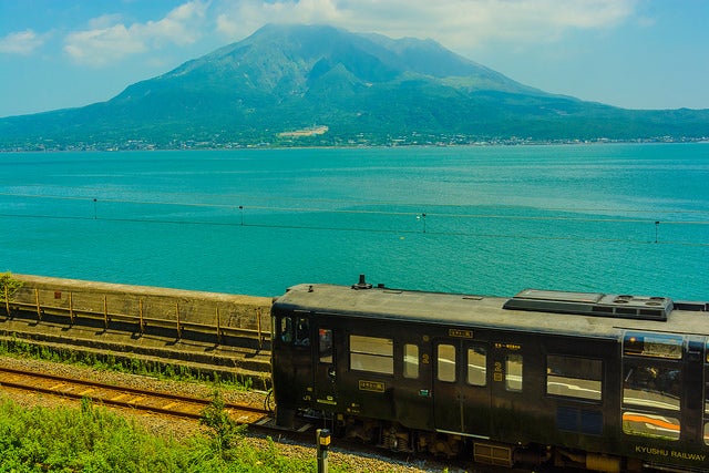 鹿児島／Sakurajima Island by Yoshikazu TAKADA