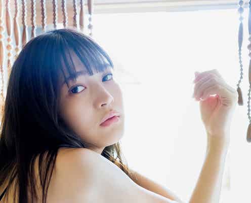 “日本一告白されまくり”現役JK・黒嵜菜々子、美肌輝く胸元チラリ