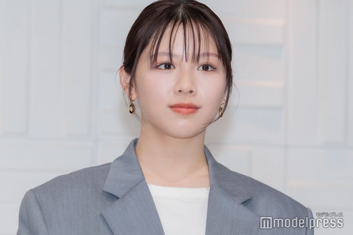 撮影中に母親が現場を通った渡邉美穂(C)モデルプレス