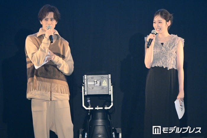 ウエンツ瑛士、岩田絵里奈(C)モデルプレス