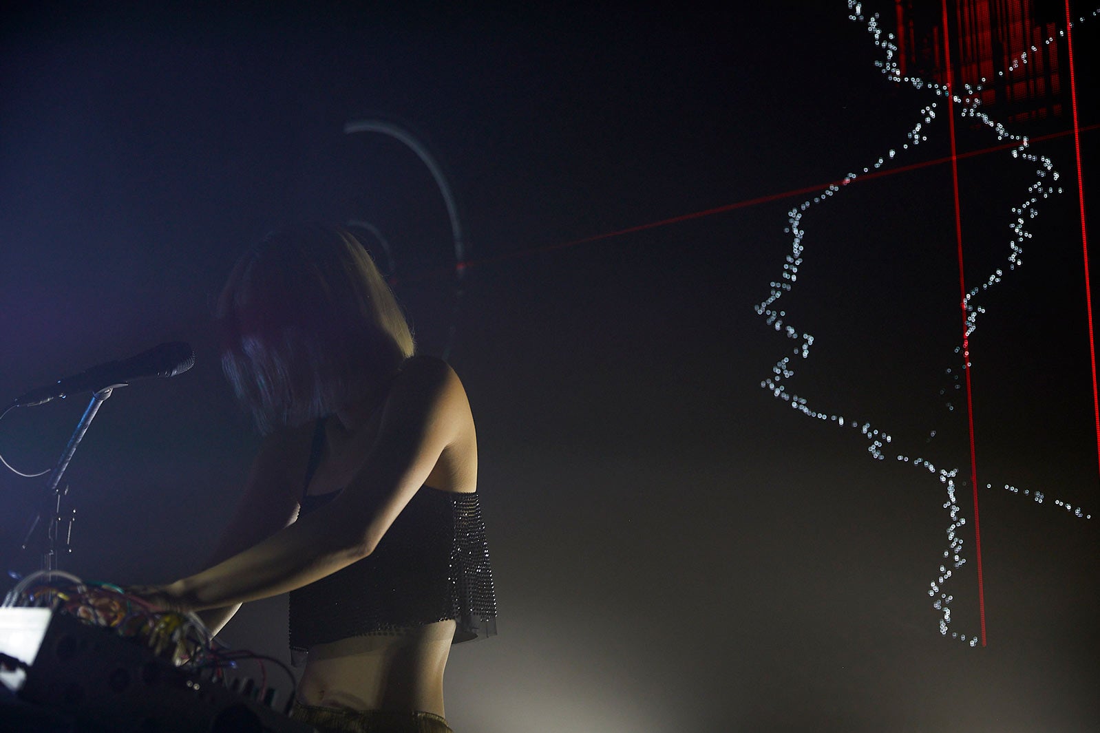 MACHINA「PRADA EXTENDS TOKYO」より（提供写真）