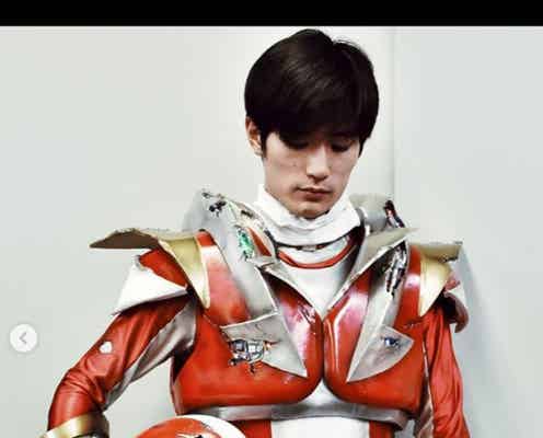 三浦春馬、ご当地ヒーローに「なんでも似合う」「守られたい」の声