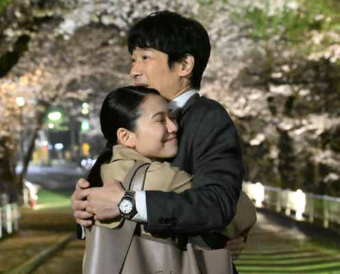 「VIVANT」堺雅人&二階堂ふみのキス・翌朝シーン、二宮和也らの生実況が「面白すぎる」「秀逸なツッコミ」と話題