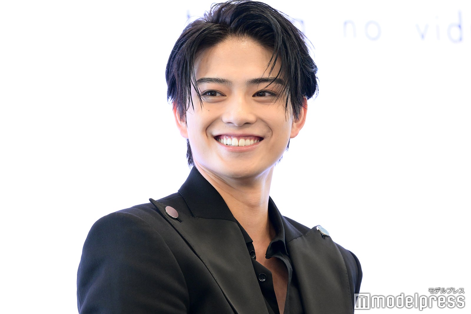 タカラのびいどろ 缶バッジ コンプリート 10点 岩瀬洋志 小西詠斗 岩瀬洋志と小西詠斗がドラマ『タカラのびいどろ』で感じたBLが