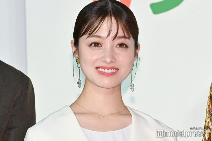 橋本環奈(C)モデルプレス