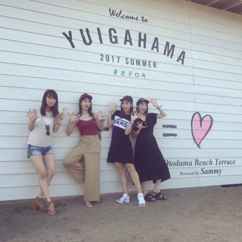 元AKB48永尾まりや・“テラハNo.1美女”Nikiも行ってる！SNSジェニックなフォトウォールに「いいね」続出