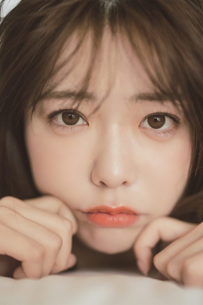 「塩見きら1st写真集 きらららぽん」撮影:藤本和典