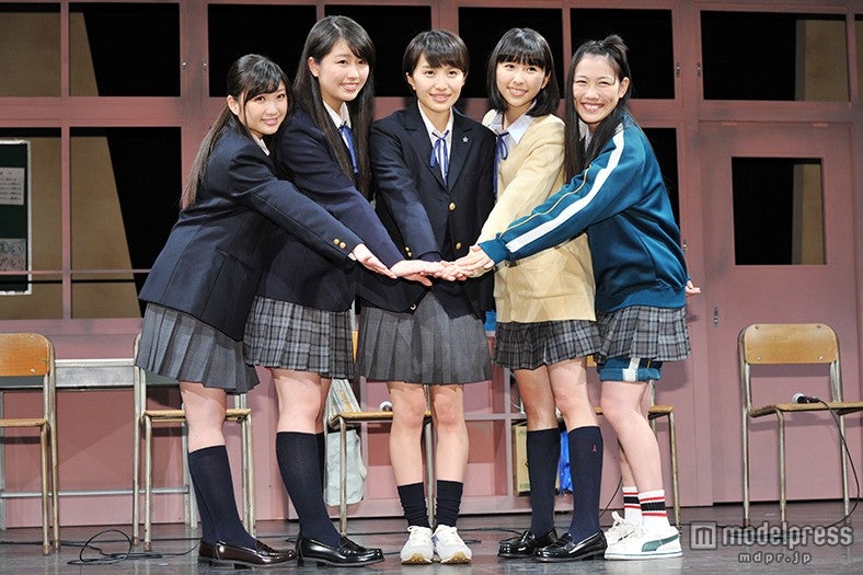 ももいろクローバーZ