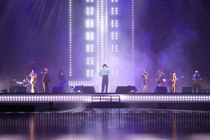 米津玄師/「米津玄師 2022 TOUR/変身」の様子(C)太田好治/立脇卓/横山マサト/八尾武志