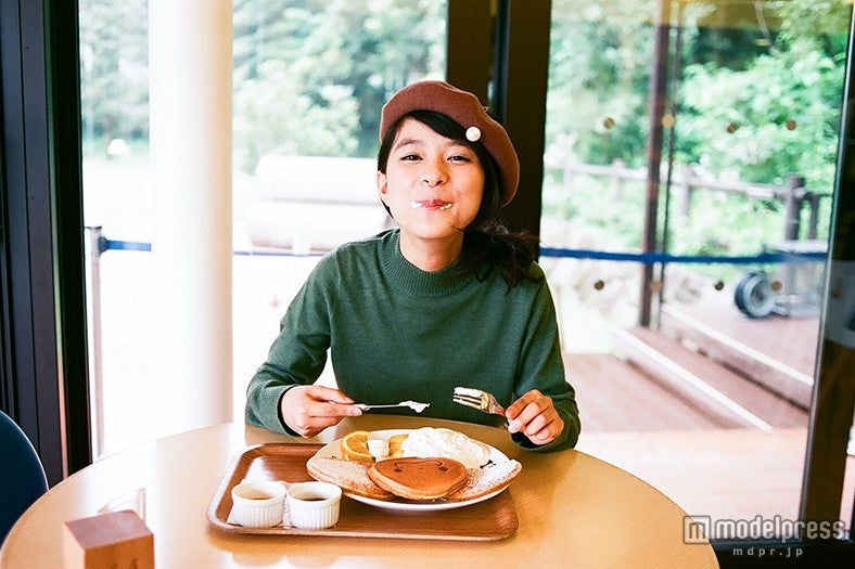 芳根京子／画像提供：小学館